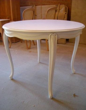Round Dining Table, Plain Legs