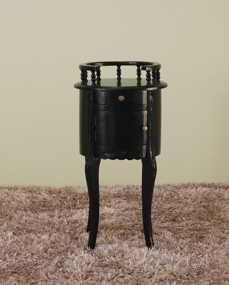 Round Side Table