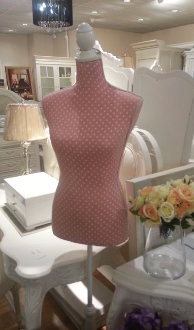 "Dotty Pink" Mannequin